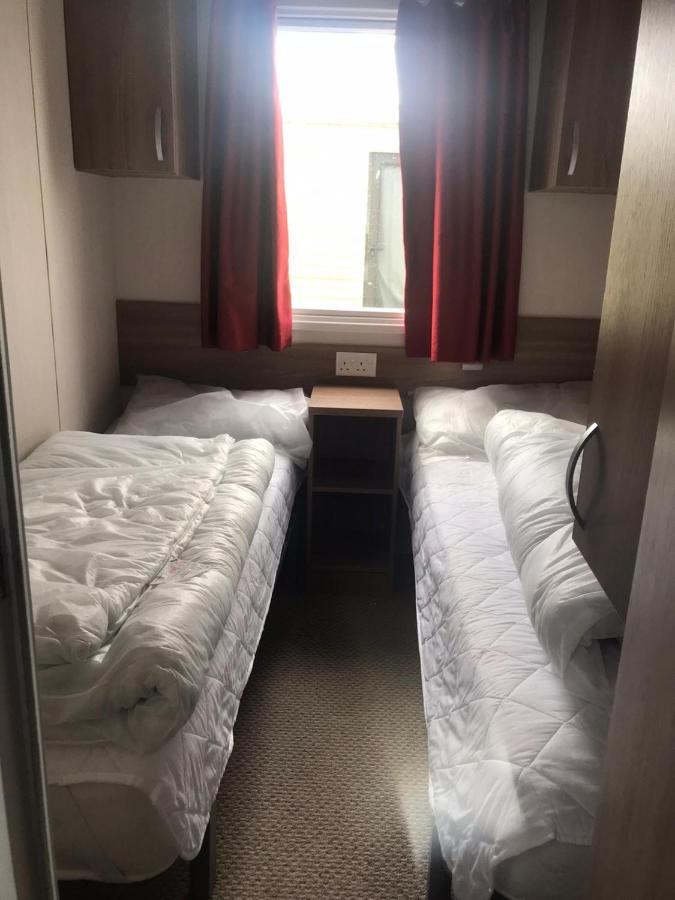 Hotel Swift Loire Jaywick Sands Exteriér fotografie